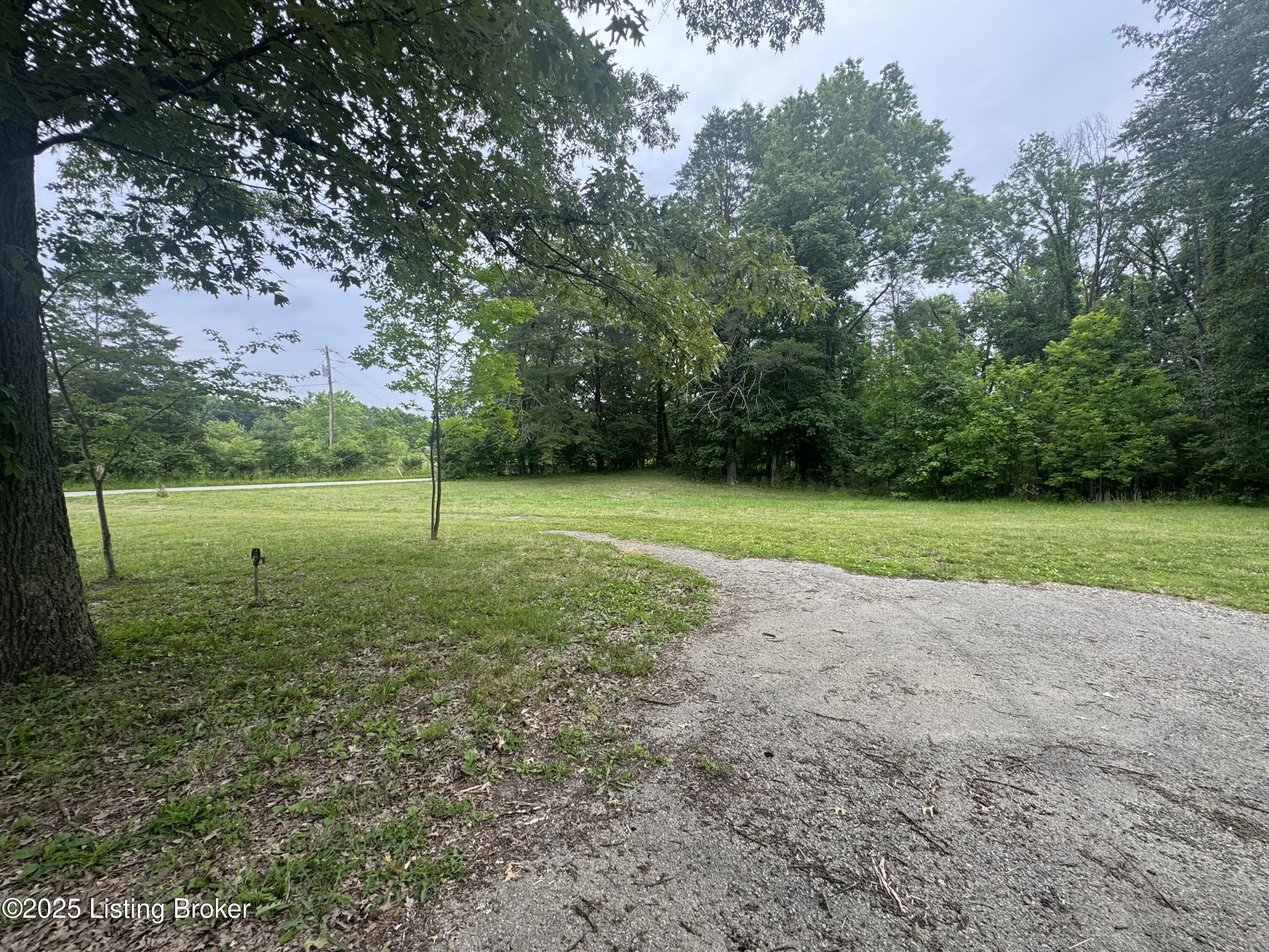 482 McCubbins Road Lebanon Junction, KY 40150 - Photo 1 of 6 482 Mccubbins rd-1