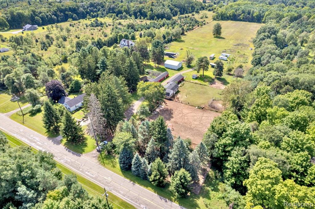 1381 Roods Lake Road Lapeer, MI 48446 - Photo 36 of 38
