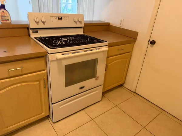 $1,750 | 2301 North Congress Avenue, Unit 32, Boynton Beach, FL 33426