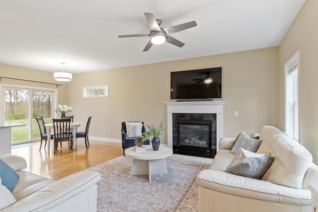 149 Long Hill Road Bolton, MA 01740 - Photo 5 of 37 Gallery Image 5