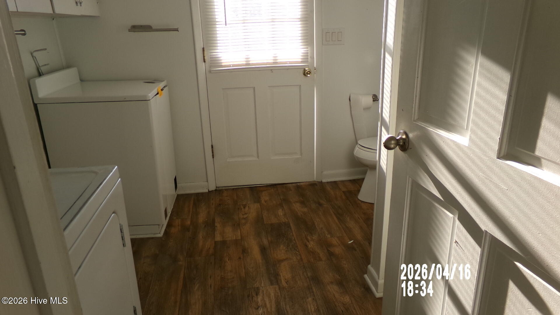207 North Kennedy Road Beulaville, NC 28518 - Photo 15 of 17 2nd Bathroom/Ldy