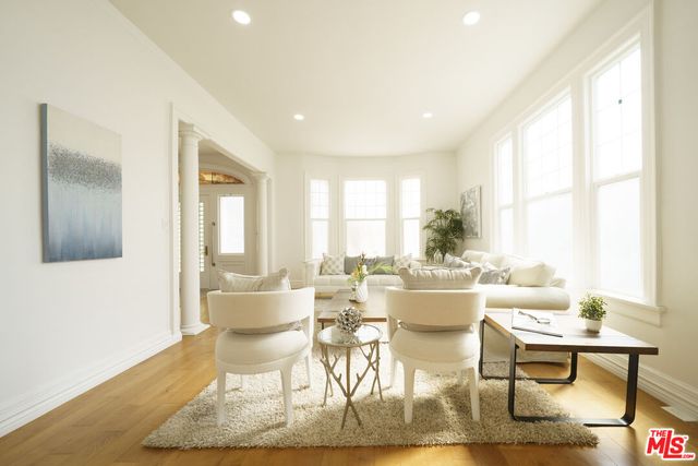 $1,895,000 | 1159 South Norton Avenue, Los Angeles, CA 90019