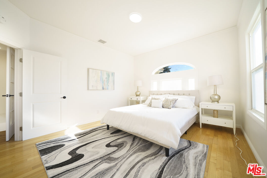 1159 South Norton Avenue Los Angeles, CA 90019 - Photo 28 of 39