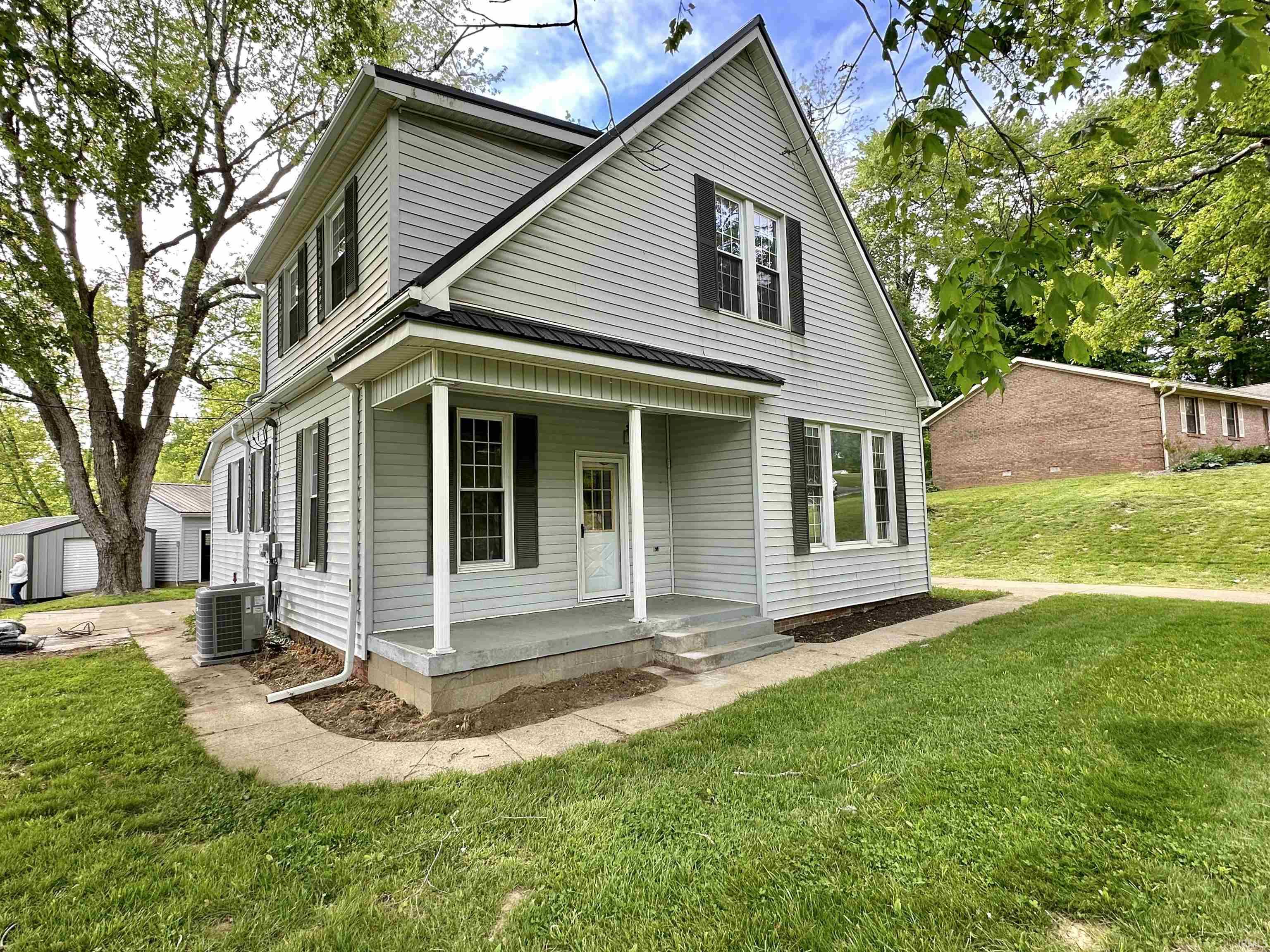 1212 North Red Bank Road Evansville, IN 47720 - Photo 1 of 27