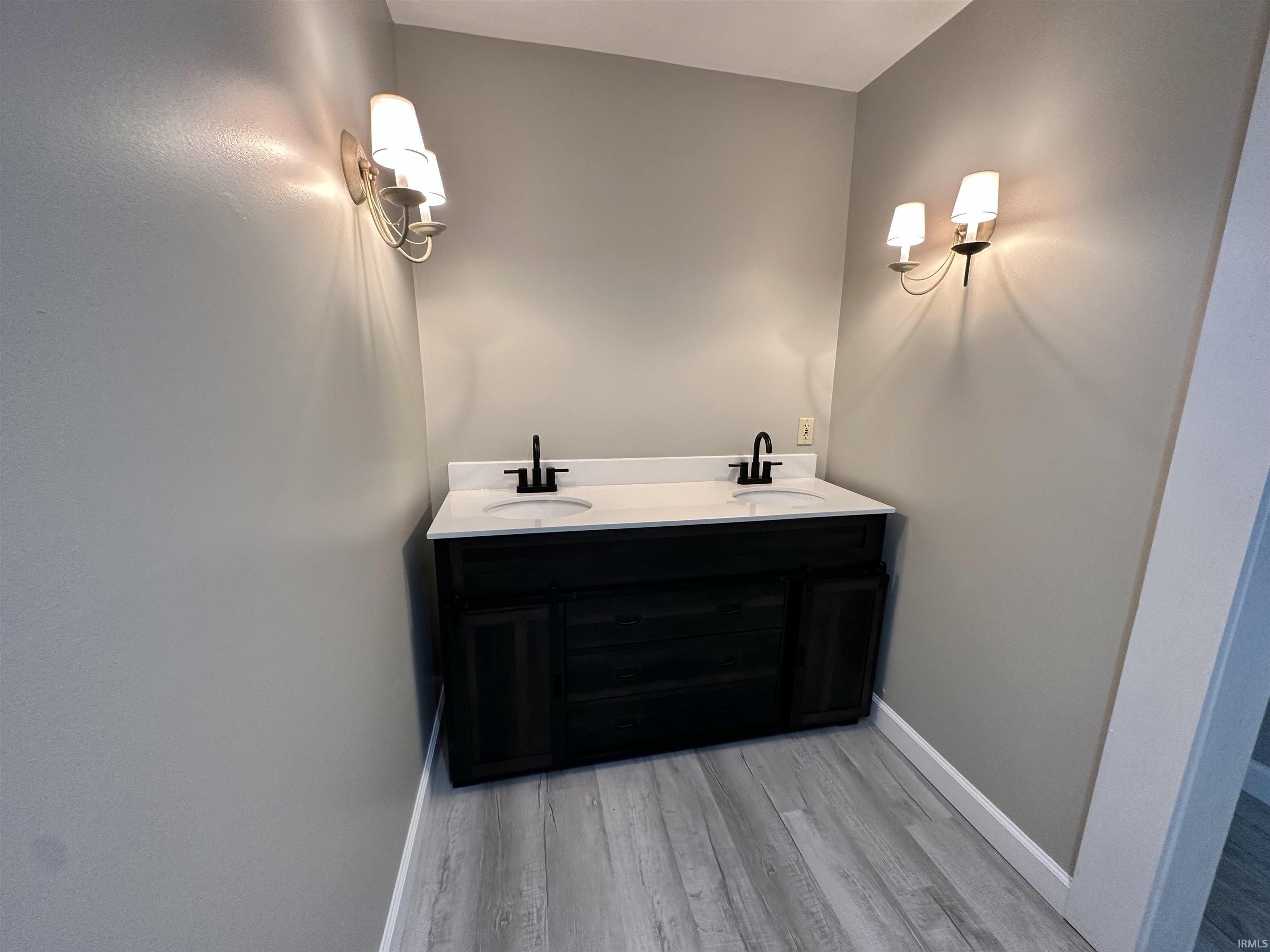 1212 North Red Bank Road Evansville, IN 47720 - Photo 7 of 27