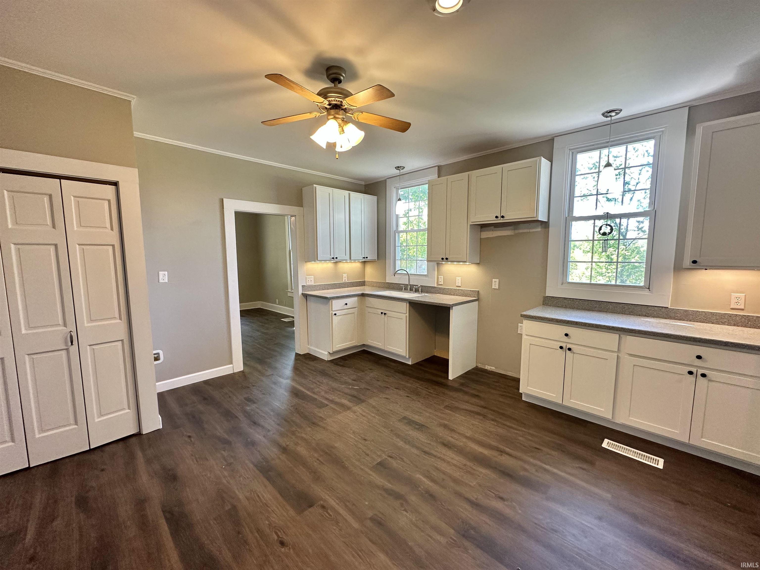 1212 North Red Bank Road Evansville, IN 47720 - Photo 8 of 27