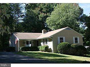 14055 Howard Road Dayton, MD 21036 - Photo 12 of 30 Exterior (Front)