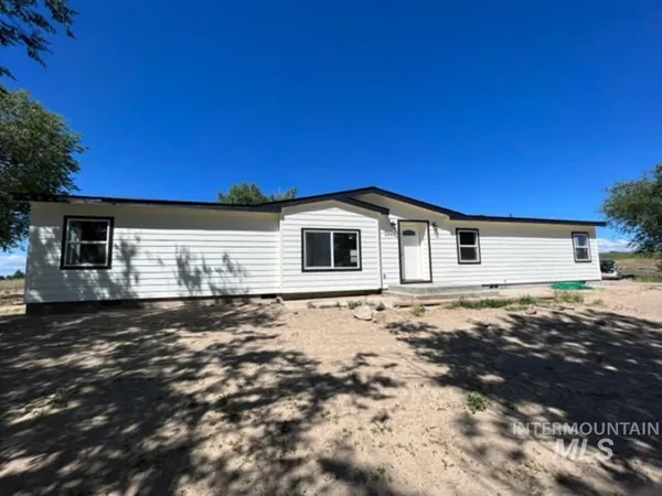 $590,000 | 2940 1st Lane East, Parma, ID 83660
