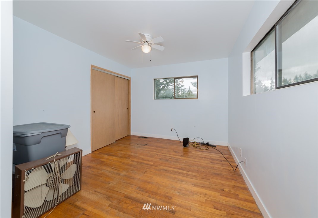 6815 176th Street Southwest Edmonds, WA 98026 - Photo 16 of 36 Gallery Image 16