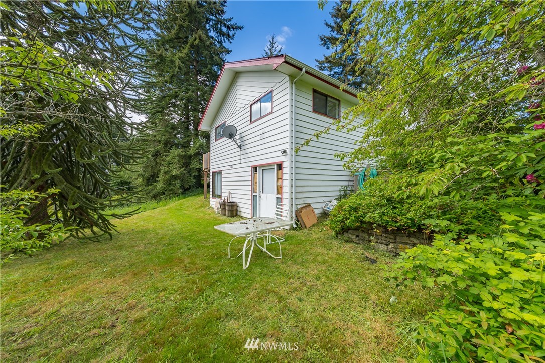 6815 176th Street Southwest Edmonds, WA 98026 - Photo 30 of 36 Gallery Image 30
