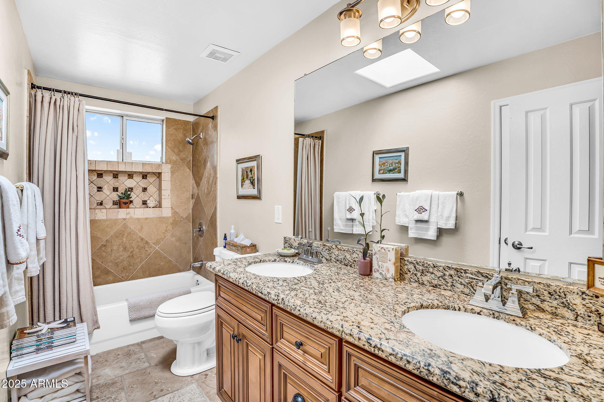 6017 East Rancho Del Oro Drive Cave Creek, AZ 85331 - Photo 31 of 55 Bathroom 2