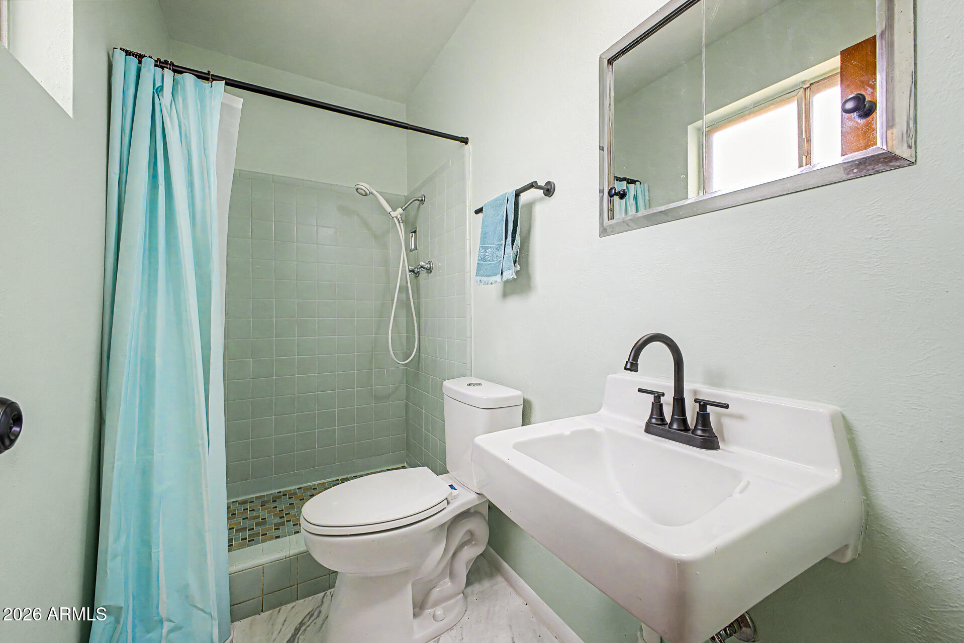 3328 West Bloomfield Road Phoenix, AZ 85029 - Photo 6 of 13 Master bathroom