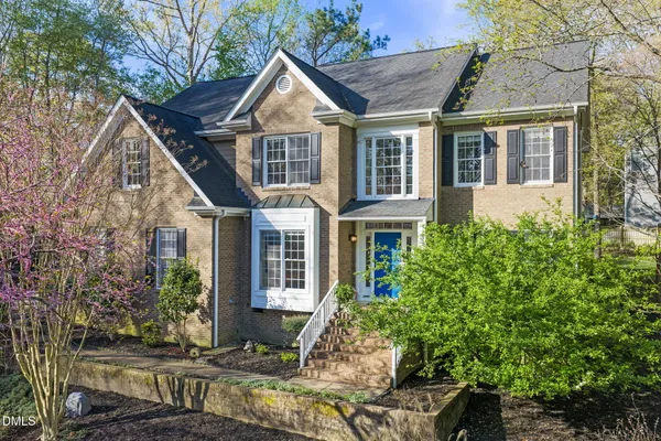 $975,000 | 203 Wyndham Drive, Chapel Hill, NC 27516