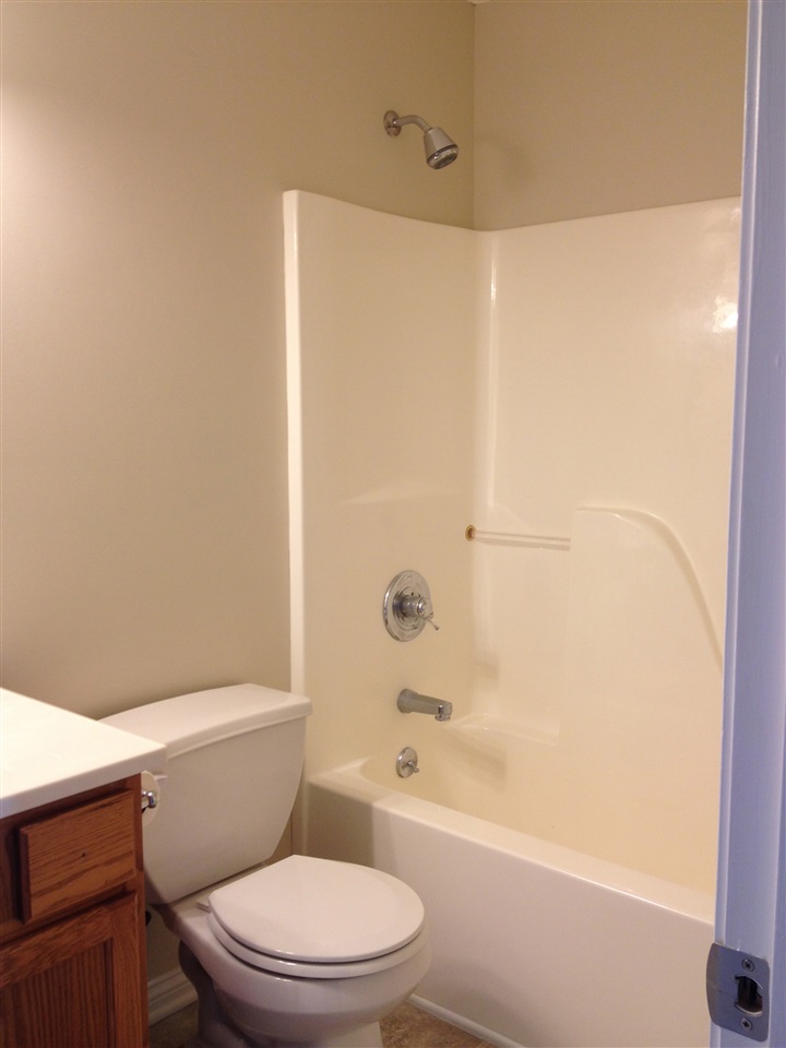9930 Chatteris Road Evansville, IN 47725 - Photo 13 of 15 Gallery Image 13