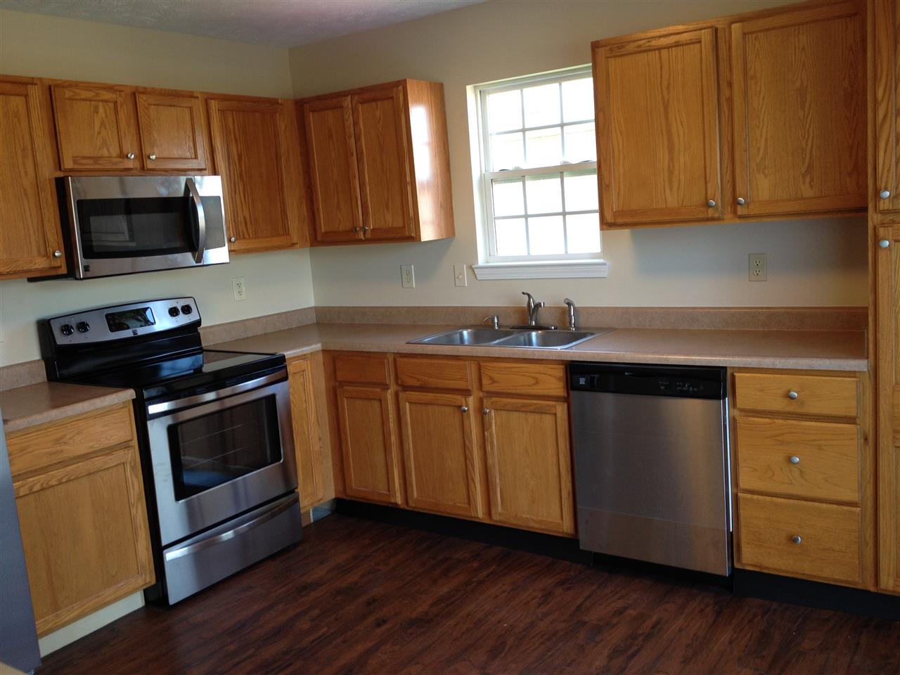 9930 Chatteris Road Evansville, IN 47725 - Photo 5 of 15 Gallery Image 5