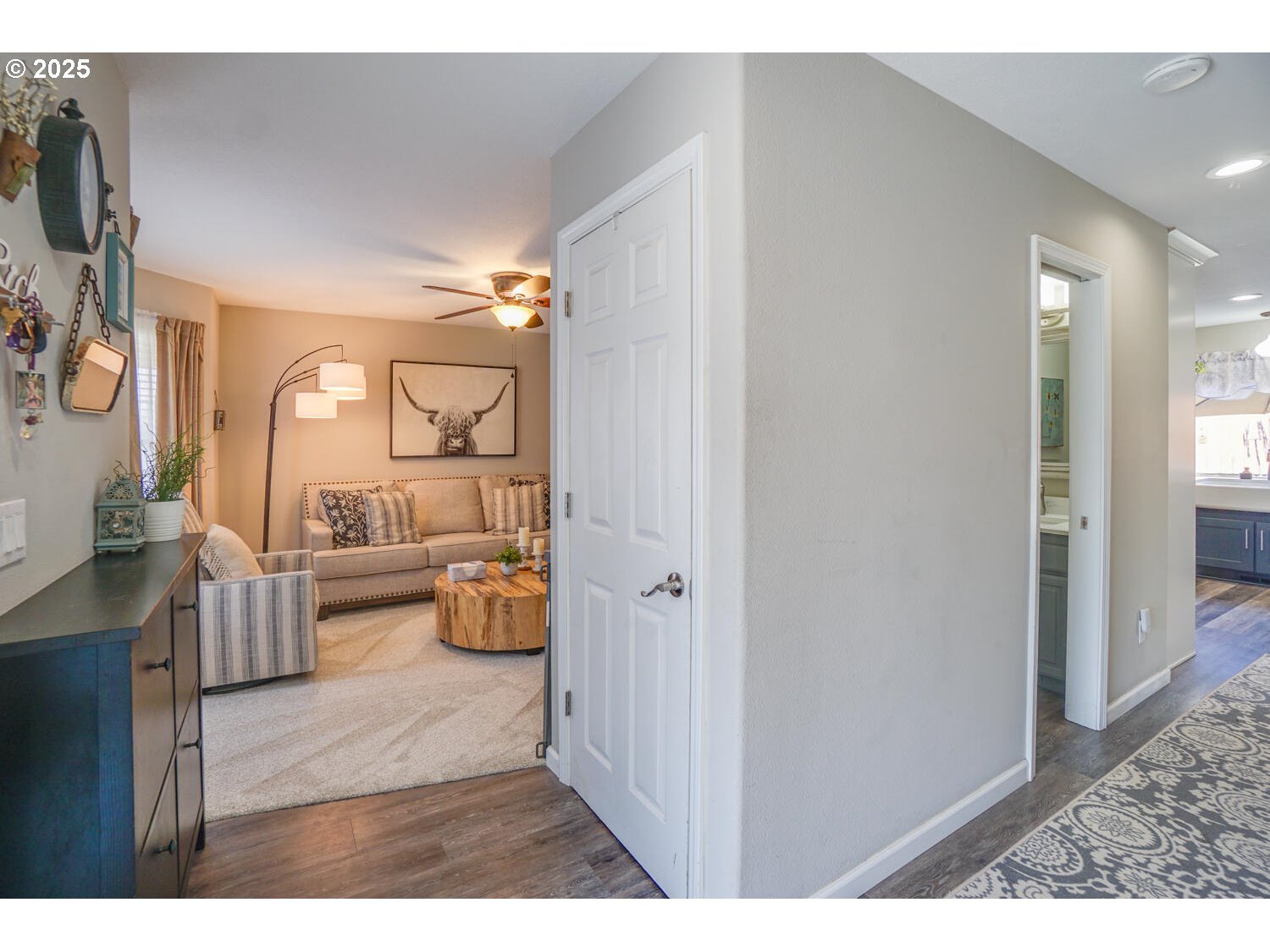 3136 Northwest Valley Street Camas, WA 98607 - Photo 4 of 48 Gallery Image 4