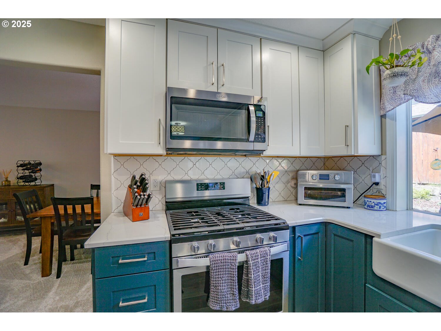 3136 Northwest Valley Street Camas, WA 98607 - Photo 10 of 48 Gallery Image 10