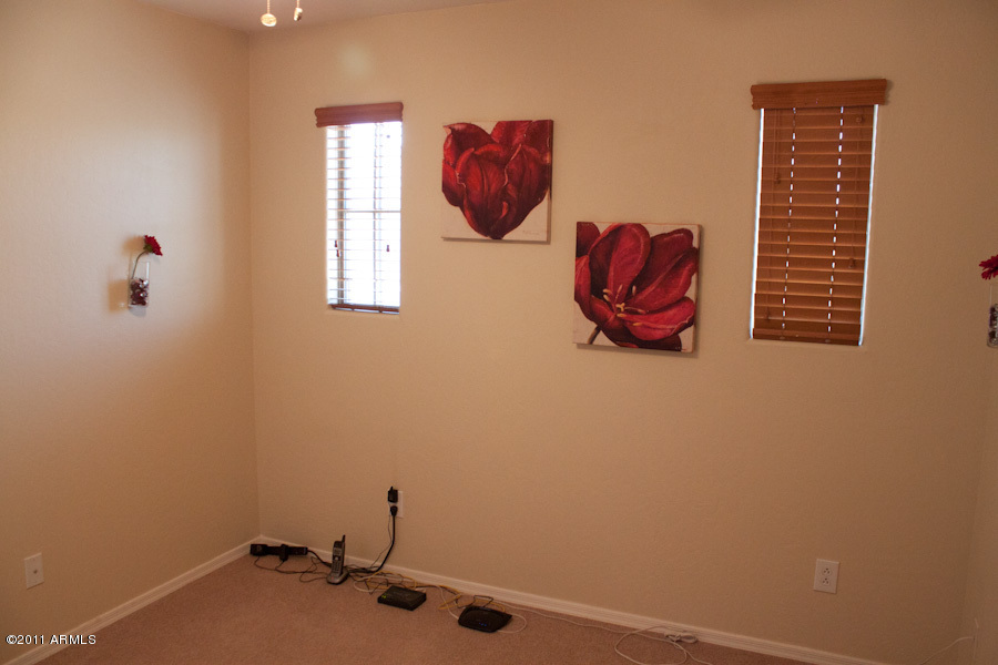 1901 East Del Rio Street Gilbert, AZ 85295 - Photo 16 of 26 Additional Bedroom