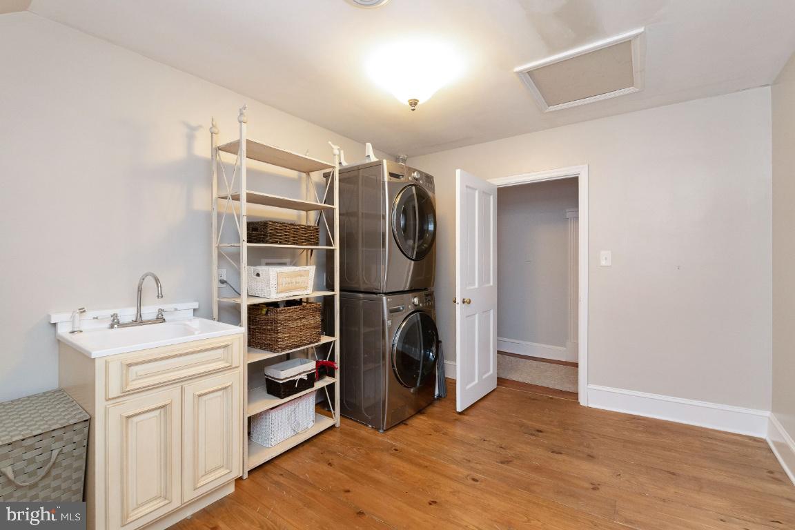 14830 Old Frederick Road Woodbine, MD 21797 - Photo 33 of 62 2nd Floor Laundry Room