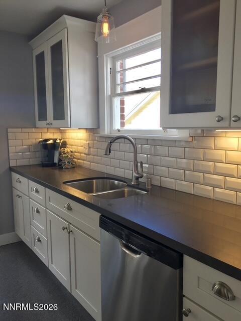 127 East Pueblo Street Reno, NV 89502 - Photo 6 of 16 127 E Pueblo Kitchen