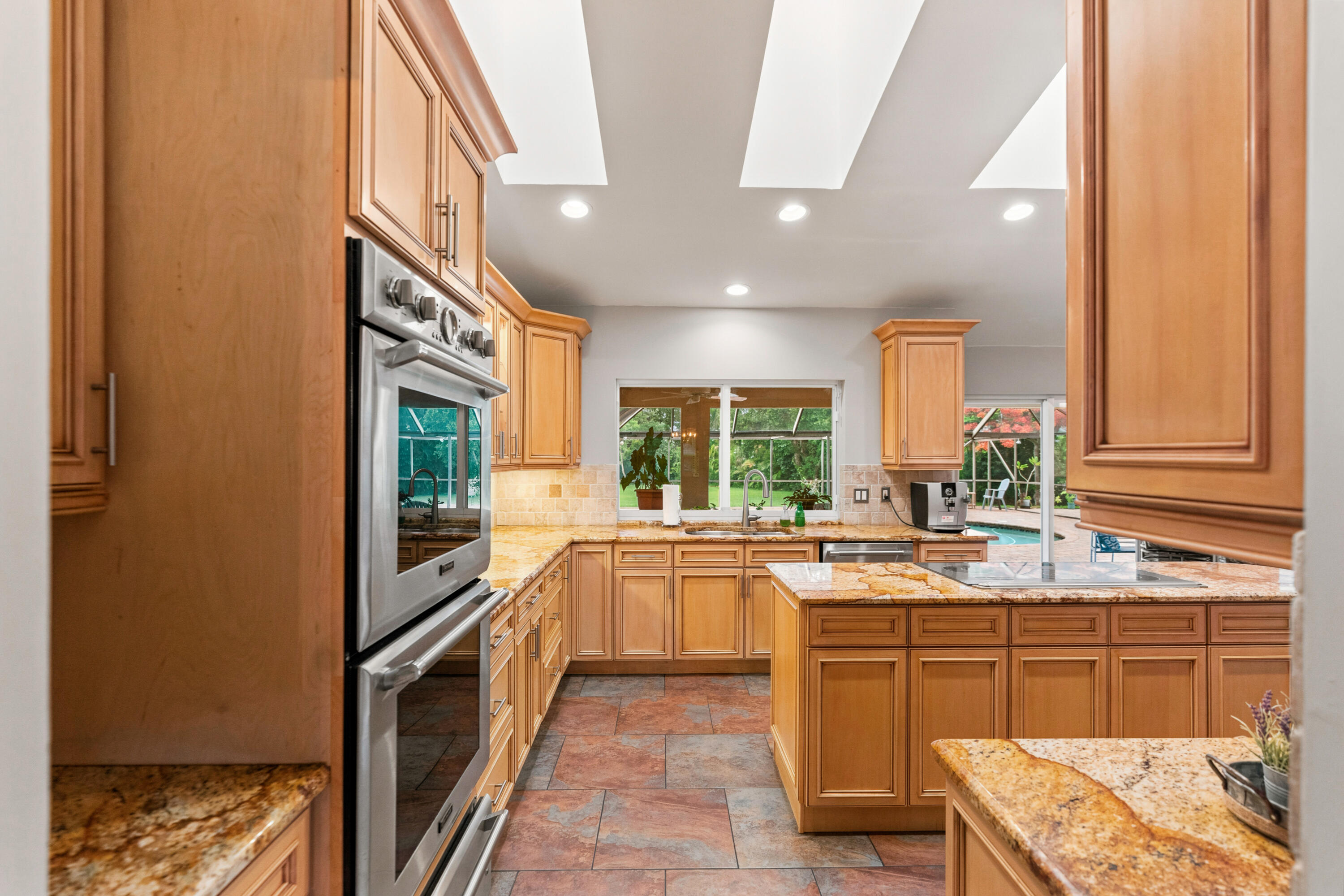 22829 Horseshoe Way Boca Raton, FL 33428 - Photo 14 of 67 DSC06883
