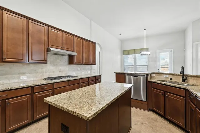 $560,000 | 632 Shadow Glen Lane, Keller, TX 76248