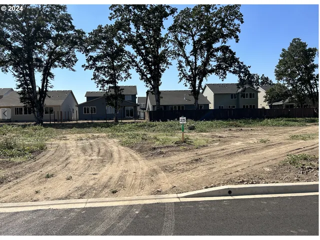 $219,900 | 2889 Northwest Pinot Noir Drive, Unit 25, McMinnville, OR 97128