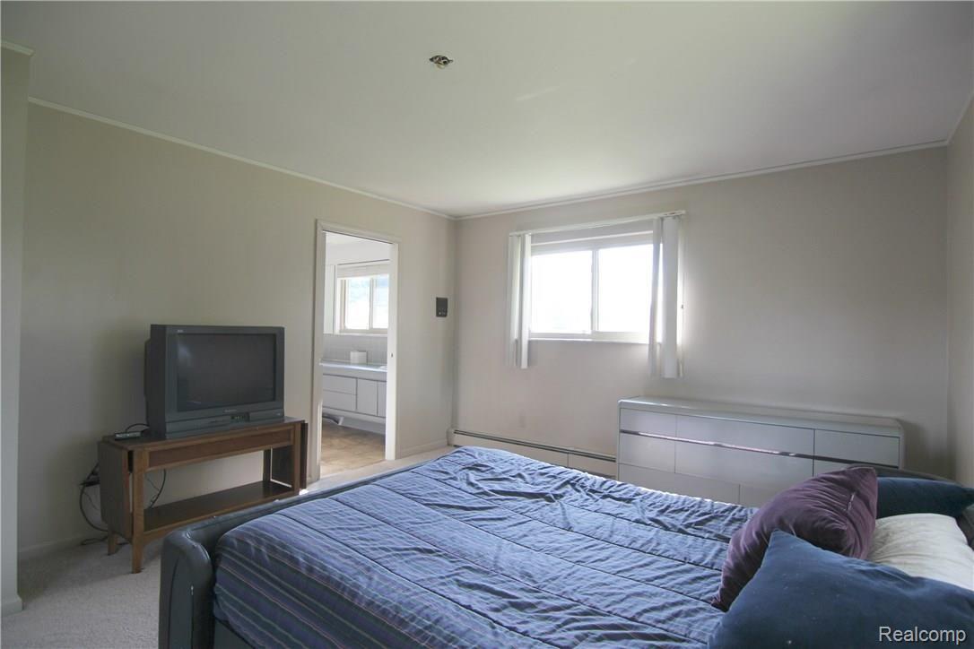39731 Tyler Road Belleville, MI 48111 - Photo 23 of 29 Tyler Rd Upper Bedroom 1b.jpg