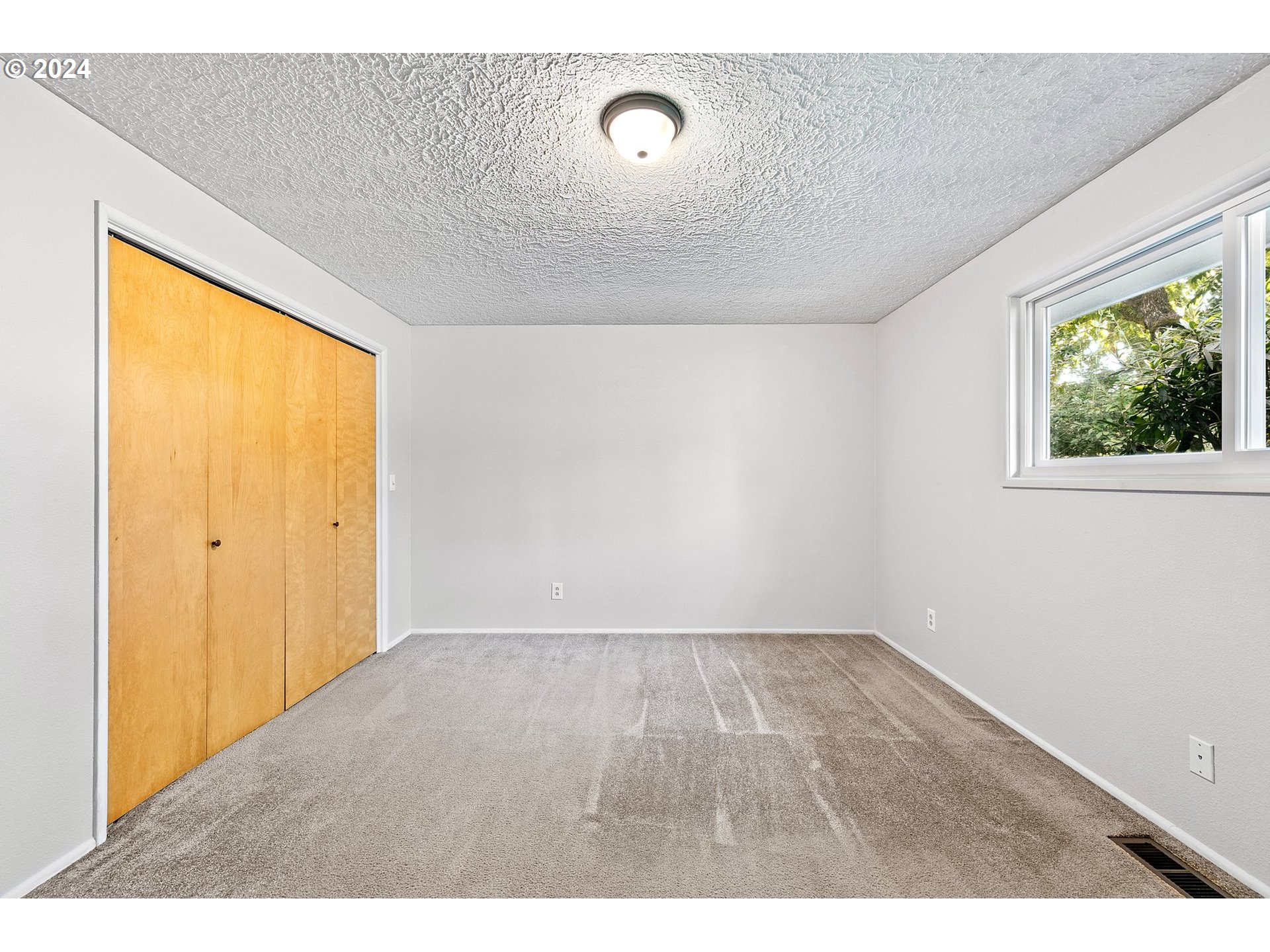 1725 Cal Young Road Eugene, OR 97401 - Photo 21 of 32 Gallery Image 21