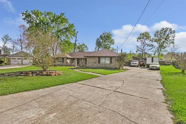 $320,000 | 21203 Papoose Court, Crosby, TX 77532