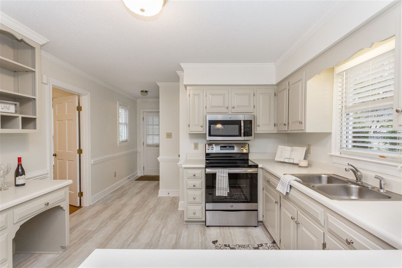 7504 Chippenham Court Raleigh, NC 27613 - Photo 11 of 25 Photo 11