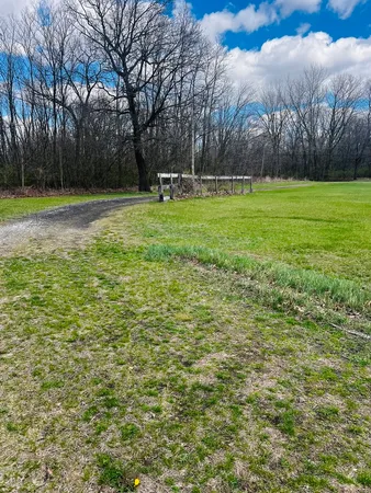 $165,000 | 5266 South 12750E Road, Pembroke Township, IL 60958