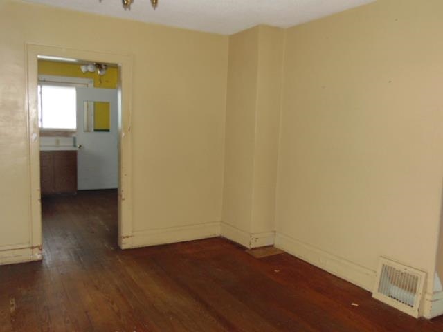 1514 East Chip Road Kawkawlin, MI 48631 - Photo 11 of 18