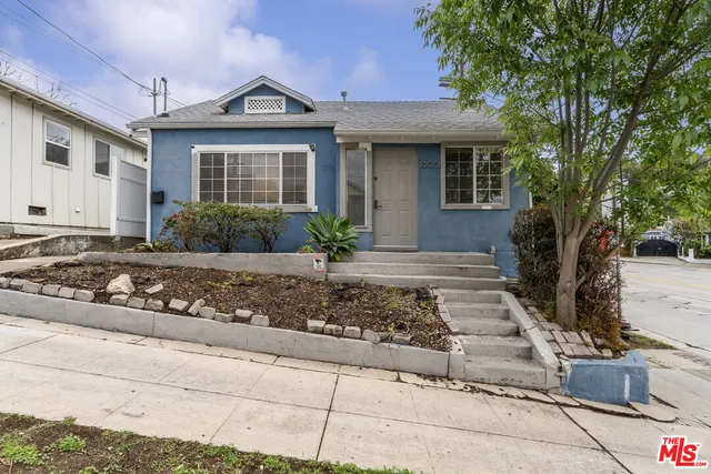 $2,950 | 1300 Sanborn Avenue, Los Angeles, CA 90027