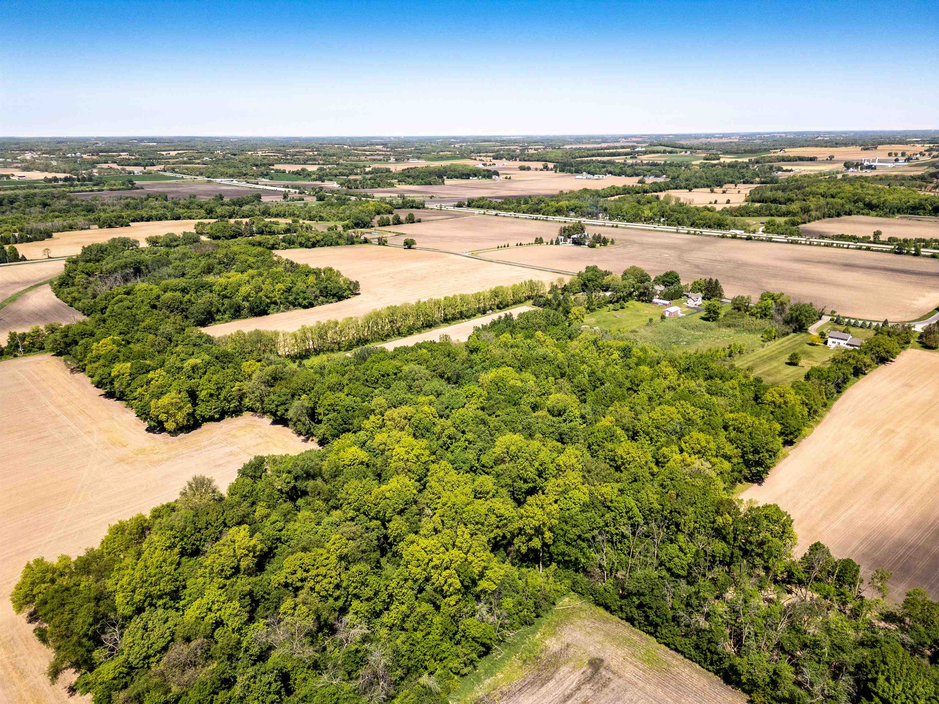 N6614 Ziebell Road Jefferson, WI 53549 - Photo 5 of 9
