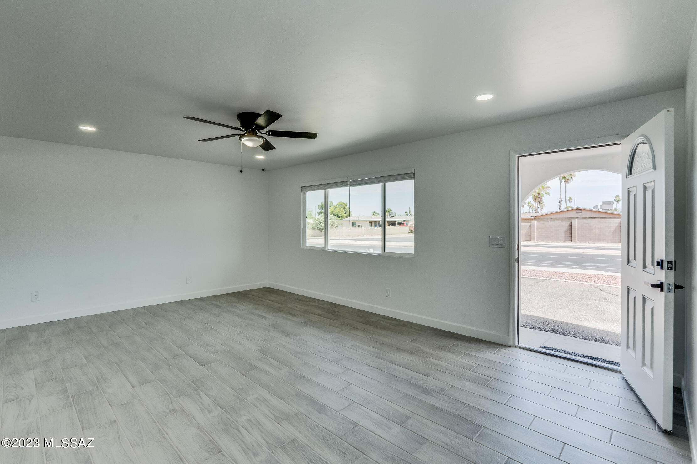 3801 West Massingale Road Tucson, AZ 85741 - Photo 5 of 22 Gallery Image 5