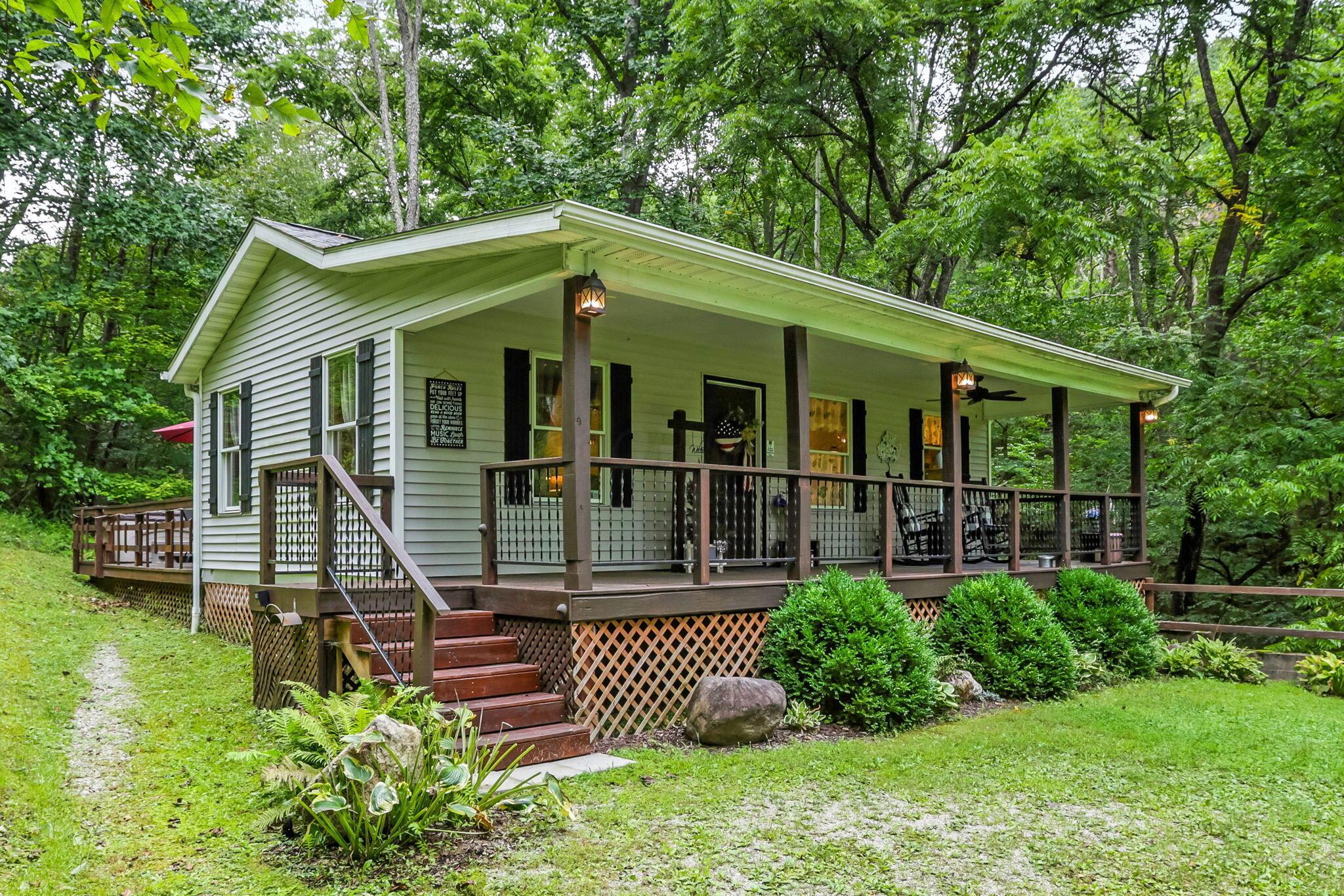 14933 Rhoads Road Logan, OH 43138 - Photo 41 of 87 3-web-or-mls-939A6146 - Copy