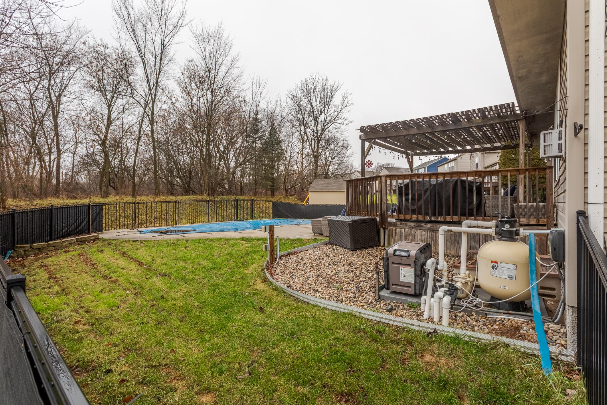 468 Otter Run Road Holly, MI 48442 - Photo 8 of 38 Otter Run Rd-32
