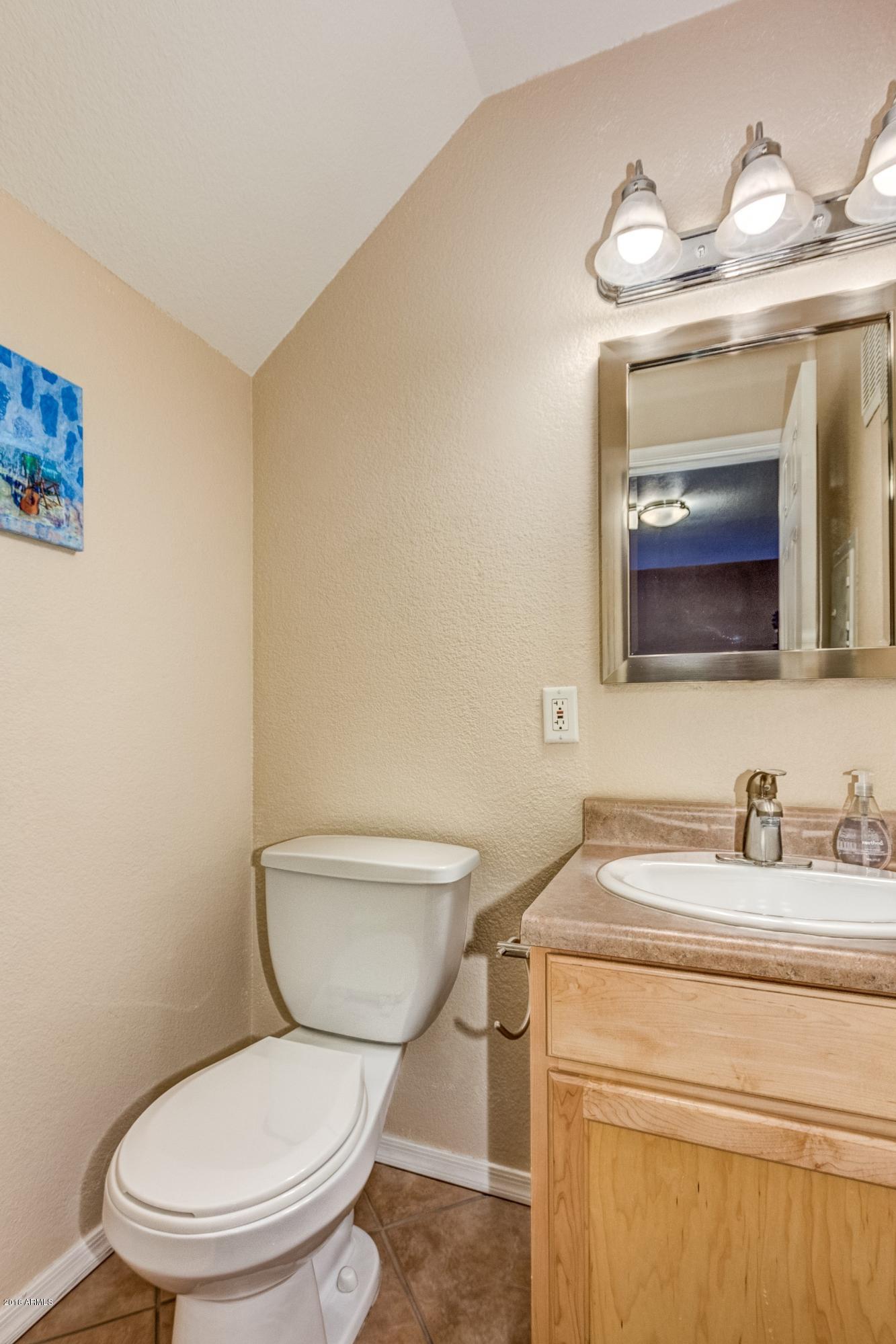 2121 West Royal Palm Road, Unit 1041 Phoenix, AZ 85021 - Photo 6 of 23 0008-Royal Palm (8)