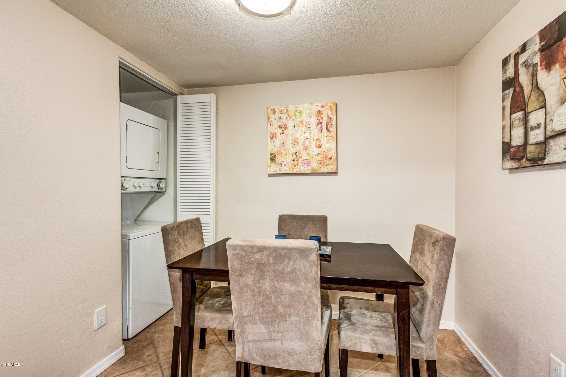 2121 West Royal Palm Road, Unit 1041 Phoenix, AZ 85021 - Photo 7 of 23 0009-Royal Palm (9)