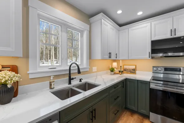 $599,000 | 33 Riley Ridge Lane, Litchfield, ME 04350