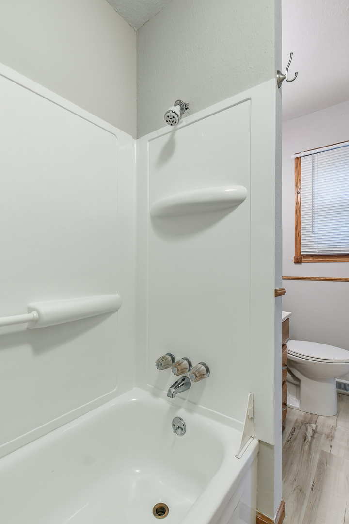 1501 Cherry Hills Road Bettendorf, IA 52722 - Photo 26 of 41