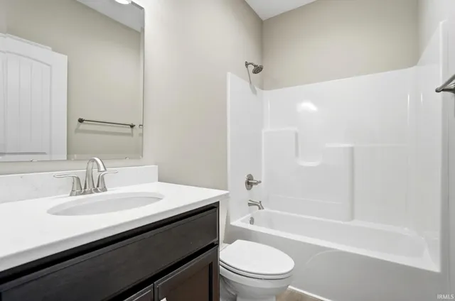 $424,900 | 14138 Hughies Cove, Fort Wayne, IN 46845