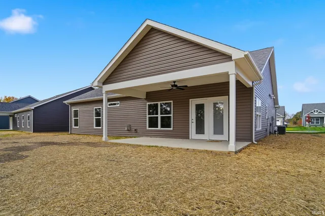 $424,900 | 14138 Hughies Cove, Fort Wayne, IN 46845