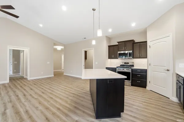 $424,900 | 14138 Hughies Cove, Fort Wayne, IN 46845