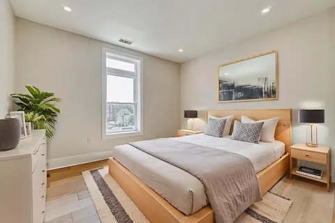 $779,900 | 62 Foundry Street, Unit 305, Wakefield, MA 01880