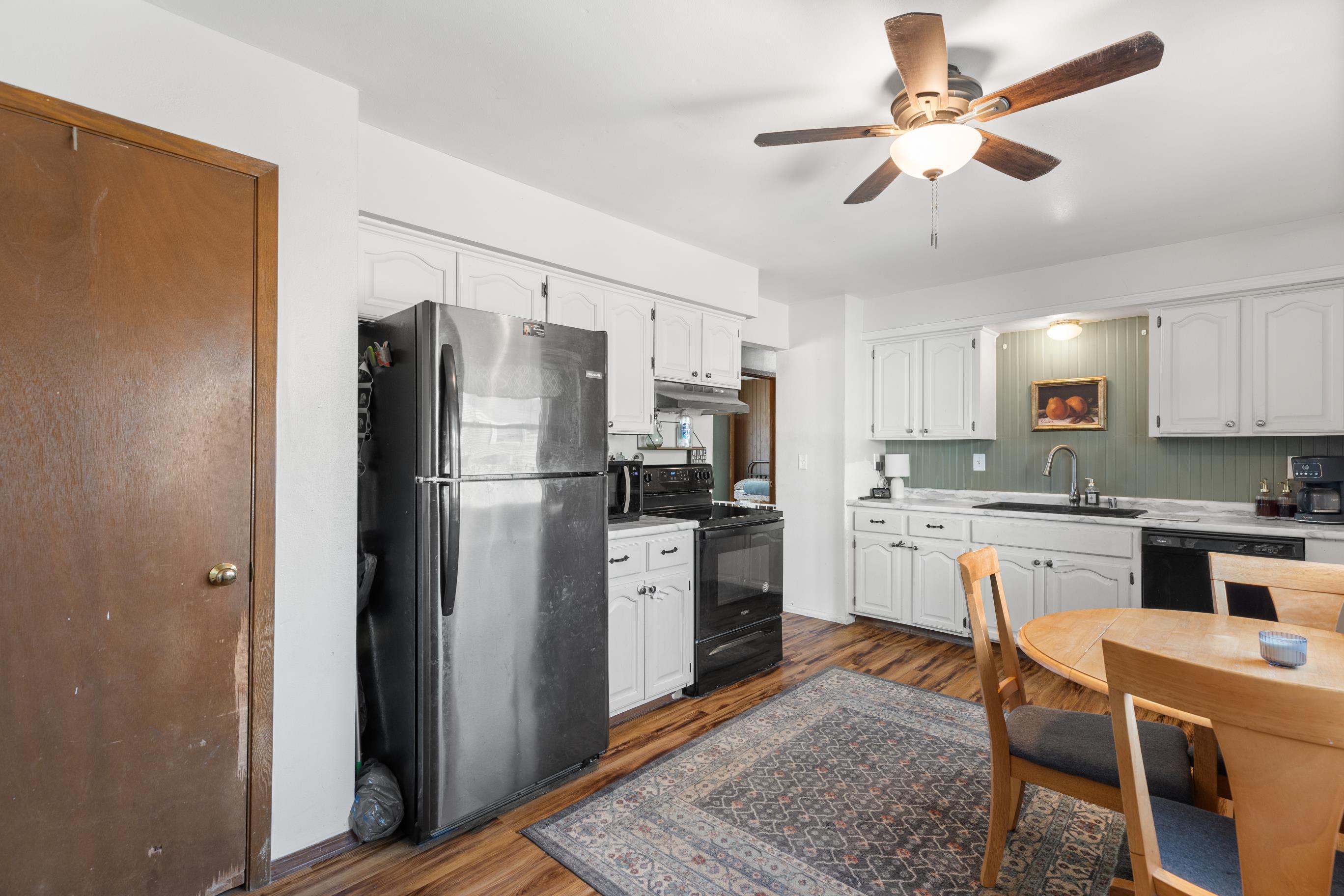 N171W20418 Ridge Road Jackson, WI 53037 - Photo 4 of 17 Kitchen