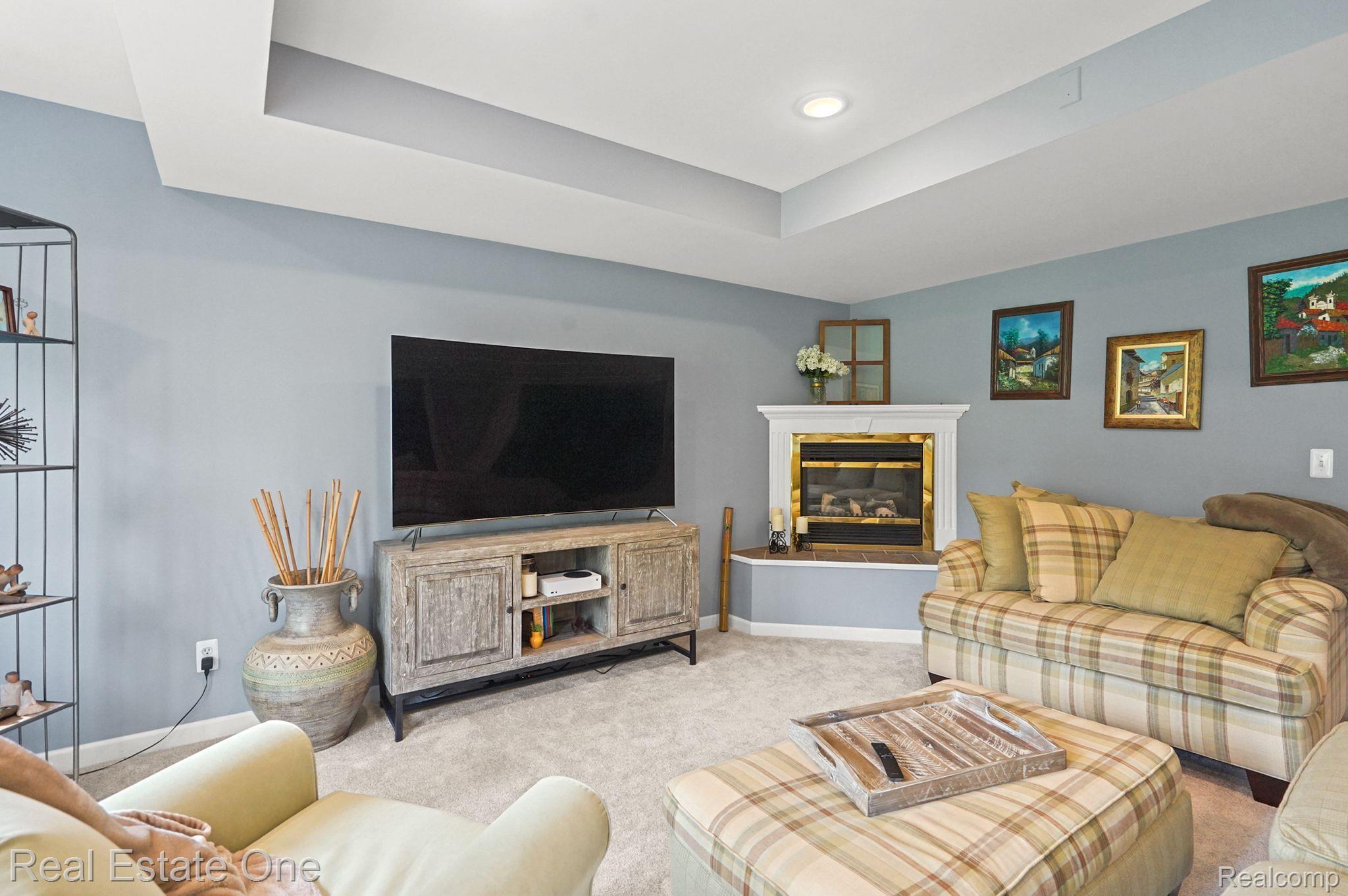 406 Wedington Court Rochester, MI 48307 - Photo 47 of 66 Gallery Image 47
