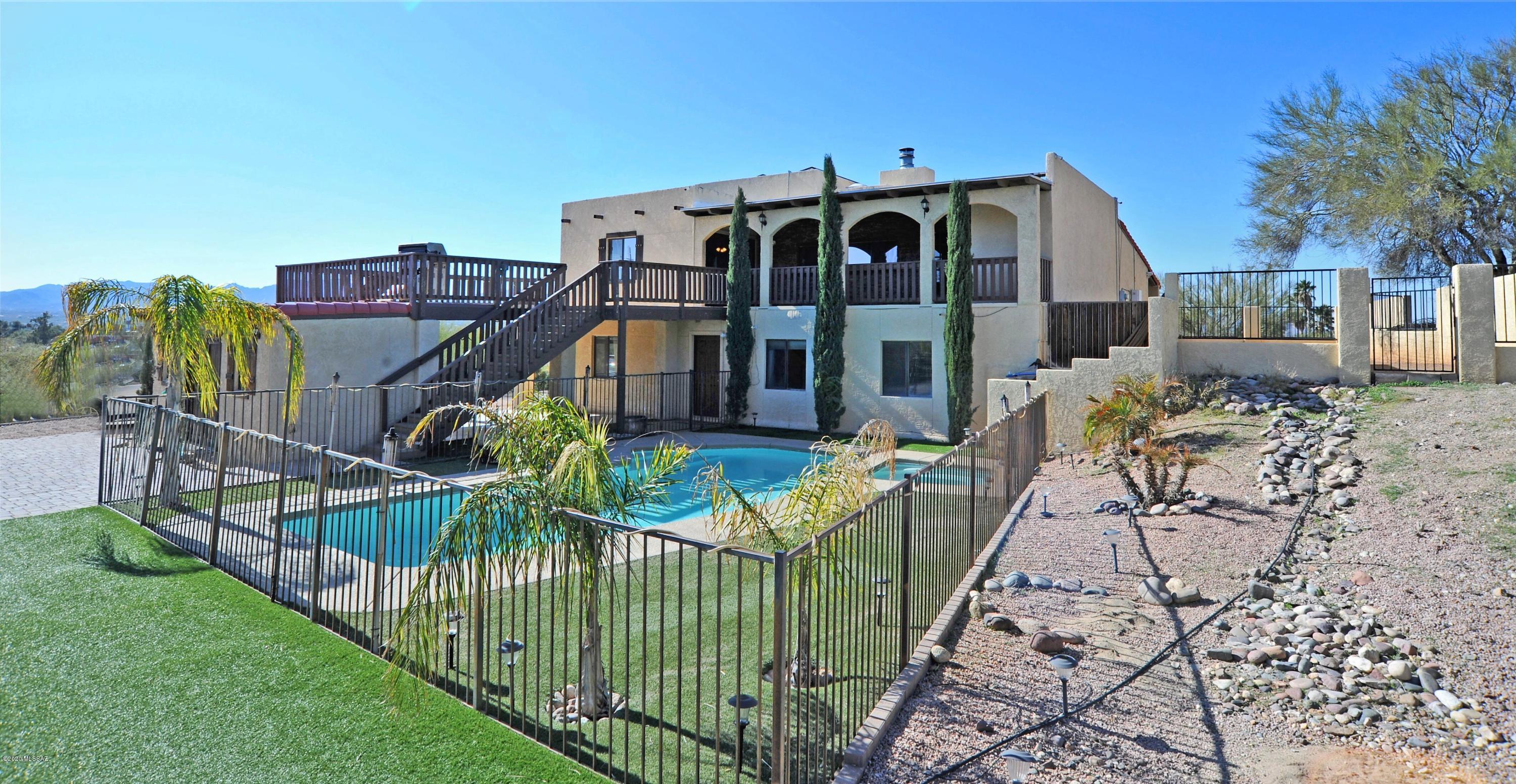 7400 North Juniper Road Tucson, AZ 85741 - Photo 1 of 45 Gallery Image 1