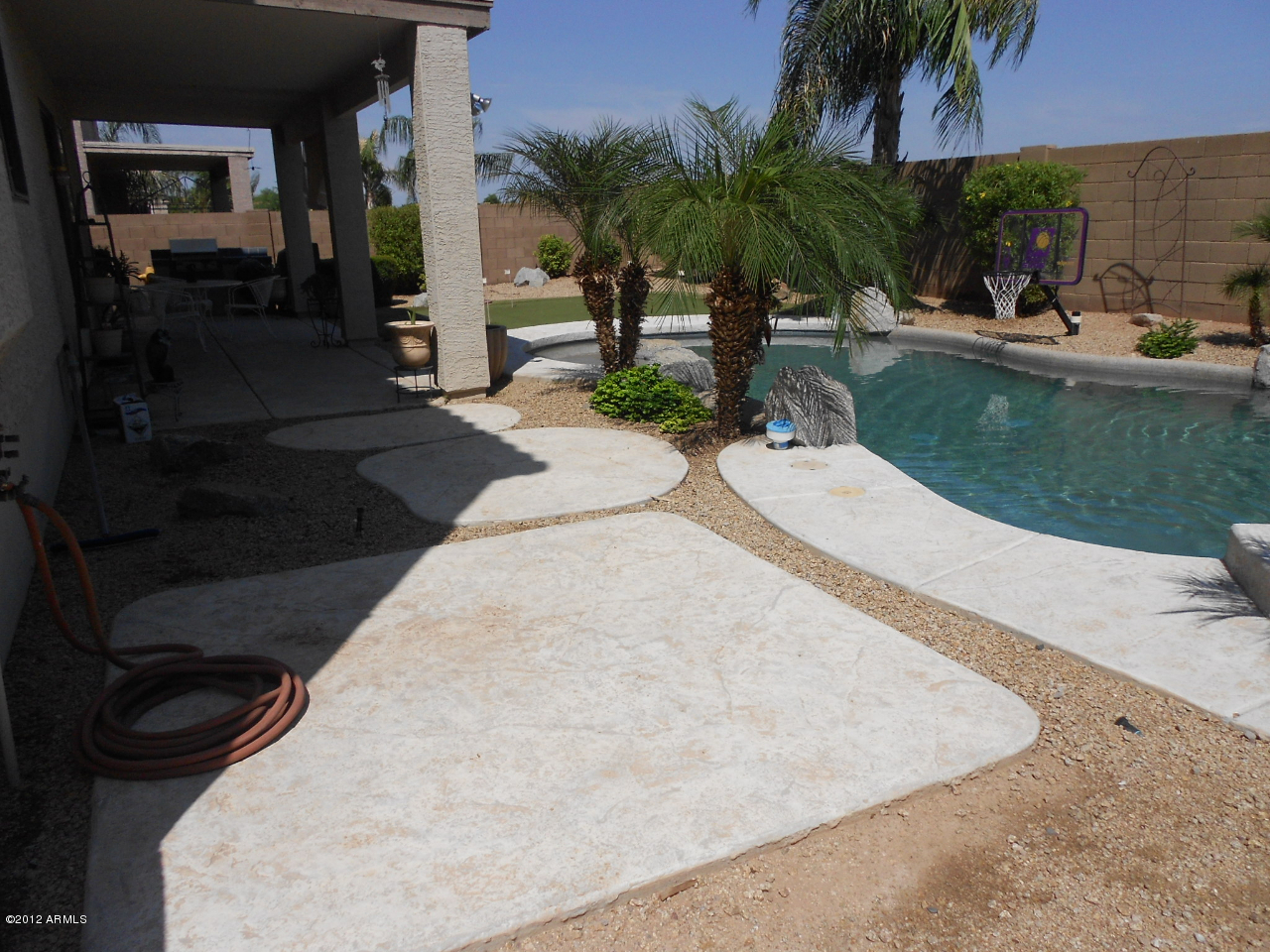 1121 South Roles Drive Gilbert, AZ 85296 - Photo 9 of 51 DSCN1717